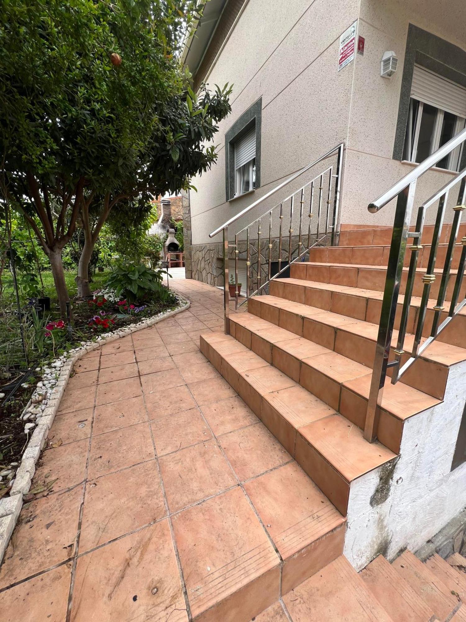 Estupenda Villa En Las Afueras Colmenar de Oreja Esterno foto