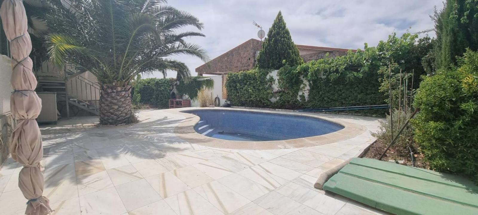 Estupenda Villa En Las Afueras Colmenar de Oreja Esterno foto
